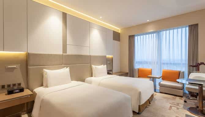 上海国展宝龙丽筠酒店 - 高级客房